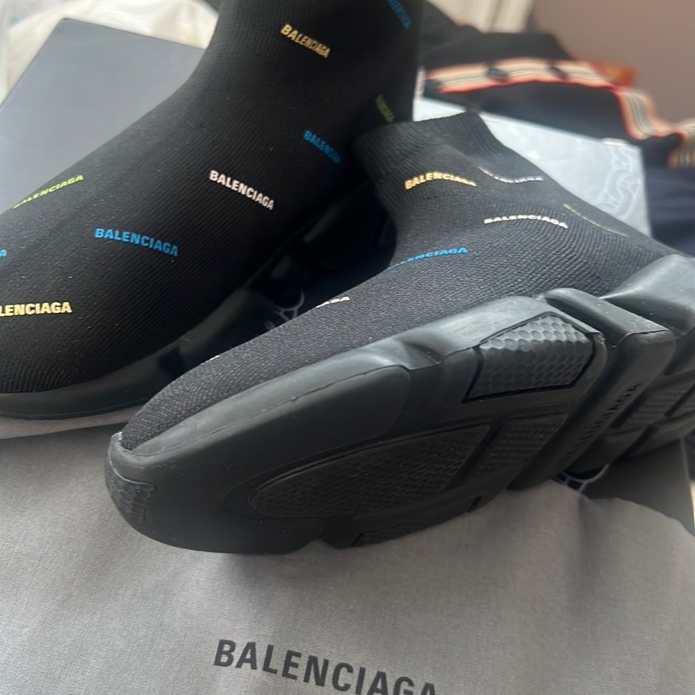 13.5 kid’s sneakers Balenciaga never worn no box